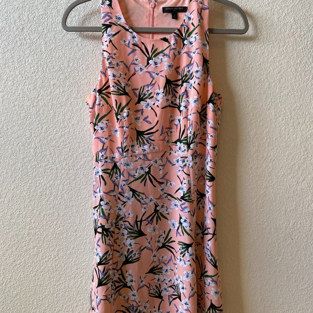 Banana Republic / Pink Floral Dress / Size 4
